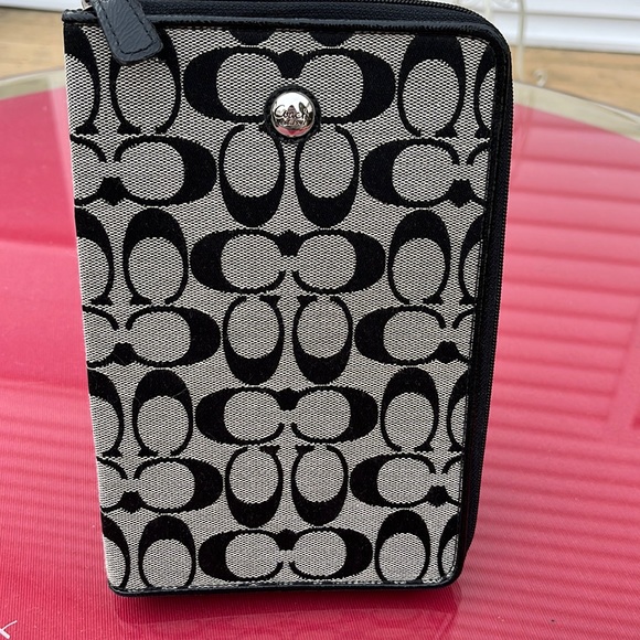 Coach Accessories Coach Ipad Holder In Excellent Condition With